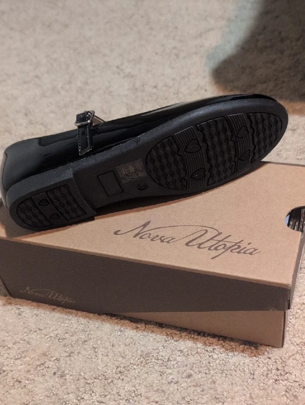 Girls' Black Patent Mary Jane Dress Shoe